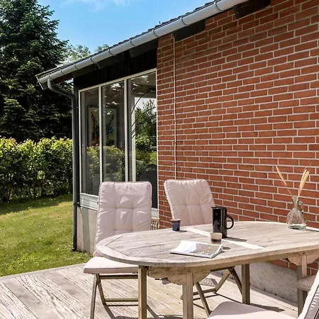 Casa vacanze In Nykobing Sj With Wifi Nyrup